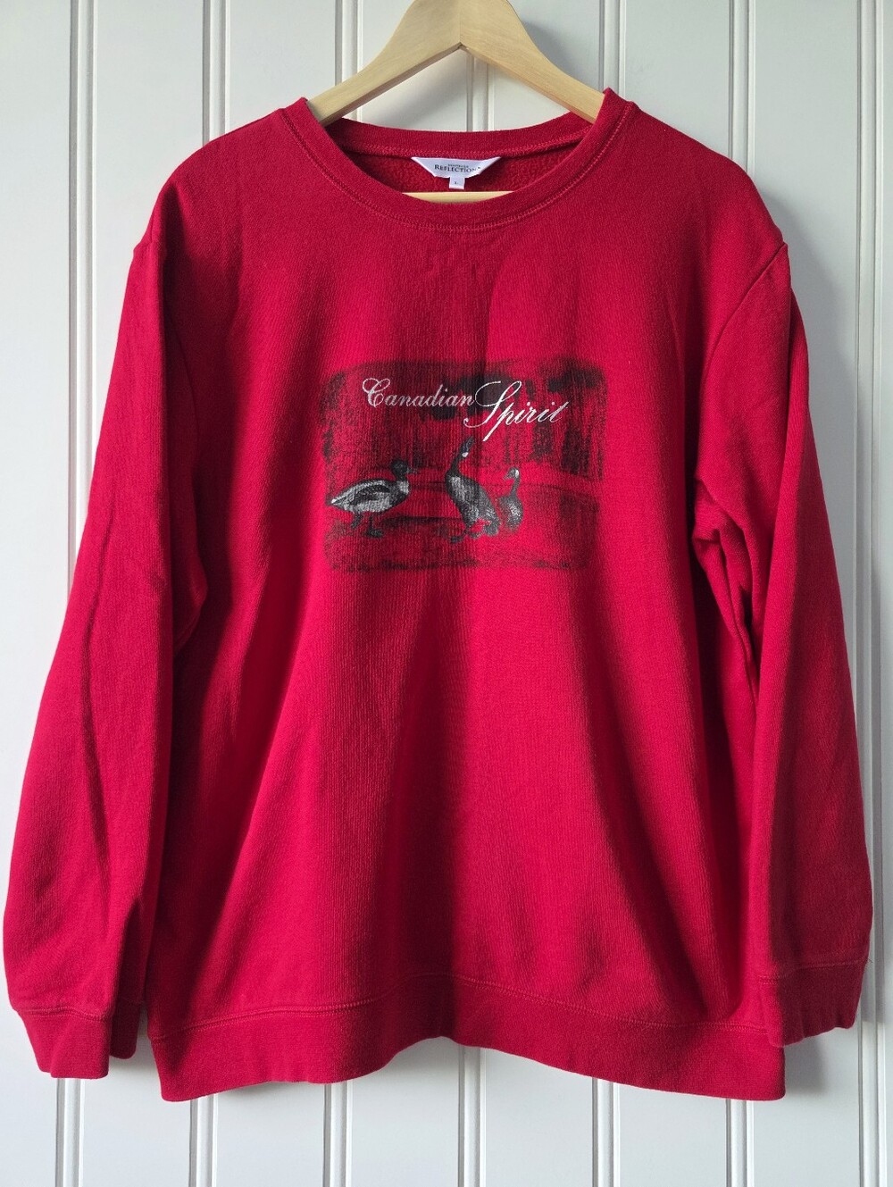 Northern Reflections Canadian Spirit Nature Loon Duck Crewneck Sweater Womens L
